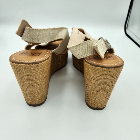 Dolce Vita Canvas Buckle Platform Wedge Heel Sandals Tan Size 9 - Picture 4 of 7